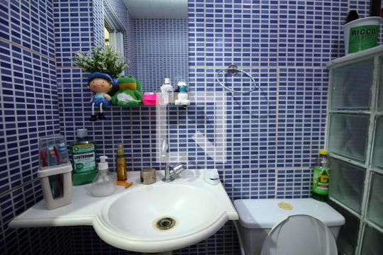 Banheiro de apartamento à venda com 1 quarto, 60m² em Irajá, Rio de Janeiro