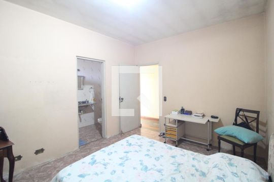 Suíte 1 de casa à venda com 4 quartos, 200m² em Jardim Santa Helena, São Paulo