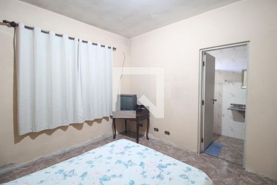 Suíte 1 de casa à venda com 4 quartos, 200m² em Jardim Santa Helena, São Paulo