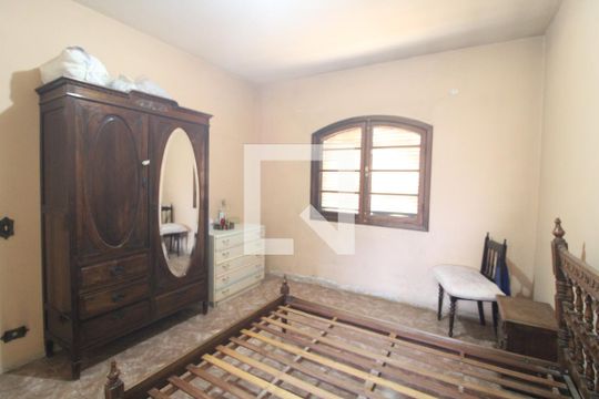 Suíte 2 de casa à venda com 4 quartos, 200m² em Jardim Santa Helena, São Paulo