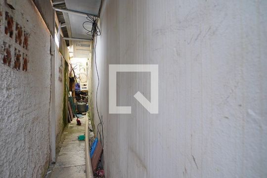 Depósito de apartamento para alugar com 2 quartos, 85m² em Ingleses do Rio Vermelho, Florianópolis