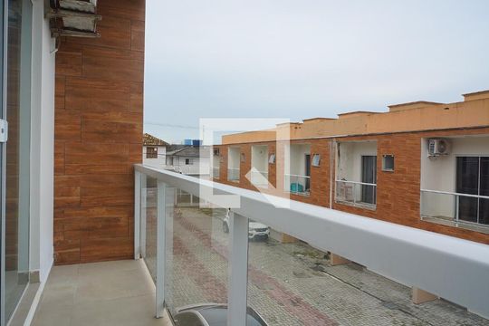 Varanda Quarto suíte de apartamento para alugar com 2 quartos, 85m² em Ingleses do Rio Vermelho, Florianópolis