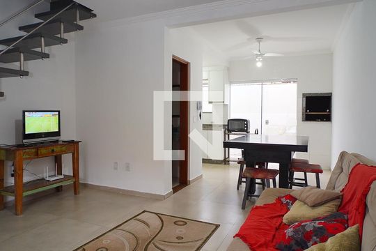 Apartamento para alugar com 2 quartos, 85m² em Ingleses do Rio Vermelho, Florianópolis
