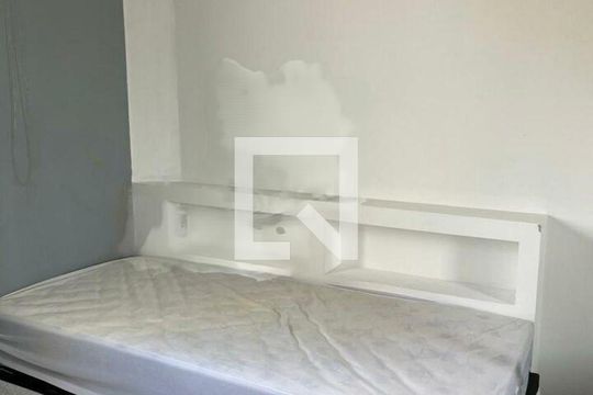 Casa à venda com 3 quartos, 83m² em Chácara Mafalda, São Paulo