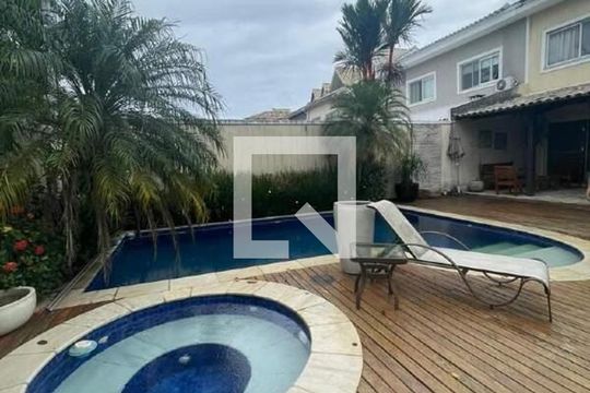 Casa à venda com 4 quartos, 250m² em Recreio dos Bandeirantes, Rio de Janeiro