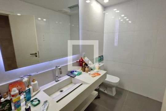 Casa à venda com 4 quartos, 862m² em Barra da Tijuca, Rio de Janeiro