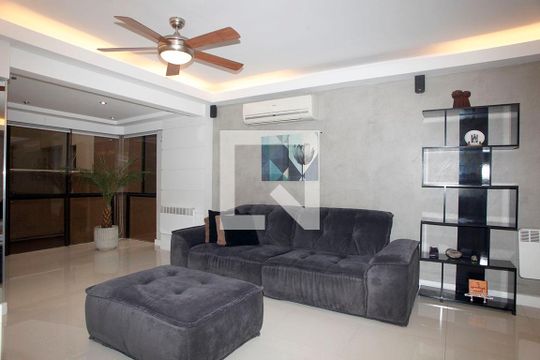 Sala de apartamento à venda com 2 quartos, 110m² em Mont’serrat, Porto Alegre