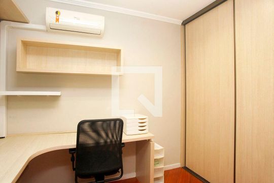 Quarto 2 de apartamento à venda com 2 quartos, 110m² em Mont’serrat, Porto Alegre