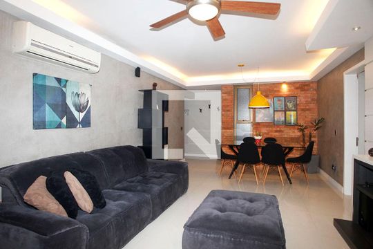 Sala de apartamento à venda com 2 quartos, 110m² em Mont’serrat, Porto Alegre