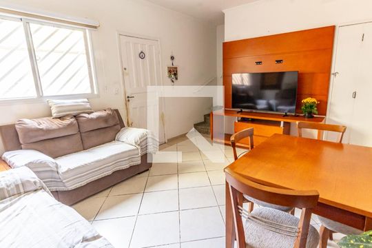 Sala de casa de condomínio à venda com 3 quartos, 91m² em Vila Bertioga, São Paulo