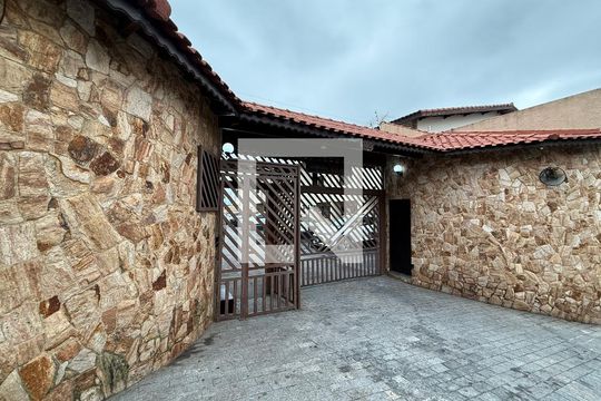 Fachada de casa de condomínio para alugar com 2 quartos, 100m² em Ponte Grande, Guarulhos