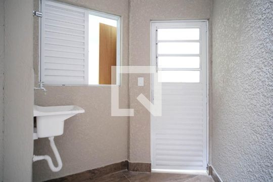 Área de Serviço de apartamento para alugar com 2 quartos, 40m² em Jardim Jaú (zona Leste), São Paulo