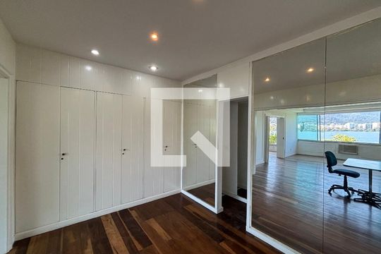 Escritório de apartamento à venda com 4 quartos, 285m² em Ipanema, Rio de Janeiro