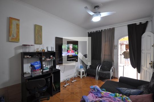 Casa à venda com 4 quartos, 123m² em Vila Medeiros, São Paulo