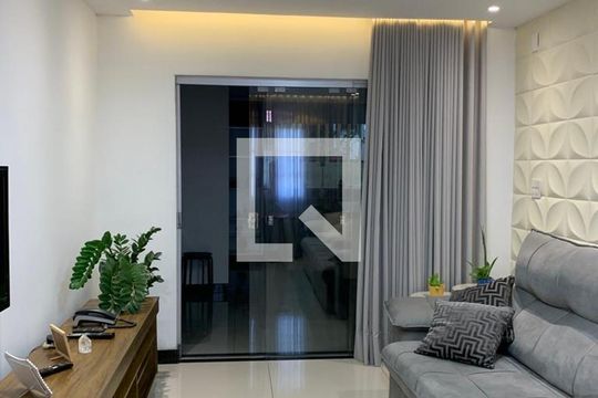 Sala de casa à venda com 3 quartos, 600m² em Santa Maria, Belo Horizonte