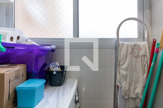 Área de Serviço de apartamento à venda com 2 quartos, 65m² em Vila Romana, São Paulo