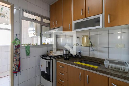 Cozinha de apartamento à venda com 2 quartos, 6640m² em Vila Augusta, Guarulhos