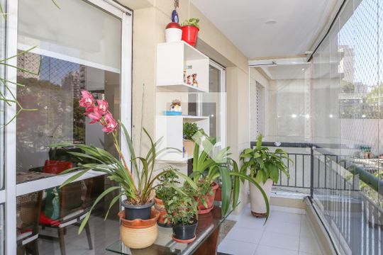 Sacada de apartamento para alugar com 3 quartos, 126m² em Vila Romana, São Paulo