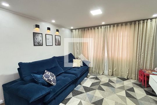 Sala de casa à venda com 3 quartos, 200m² em Jardim Ana Maria, Santo André