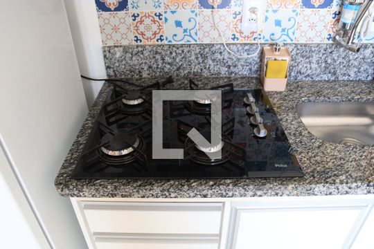 Cozinha de apartamento à venda com 1 quarto, 31m² em Setor Leste Universitário, Goiânia