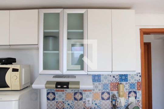 Cozinha de apartamento à venda com 1 quarto, 31m² em Setor Leste Universitário, Goiânia