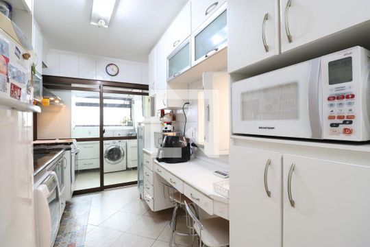 Cozinha de apartamento à venda com 3 quartos, 96m² em Santa Cecilia, São Paulo
