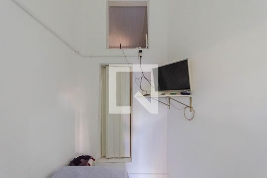 Quarto 2 de casa à venda com 5 quartos, 218m² em Bosque da Saúde, São Paulo