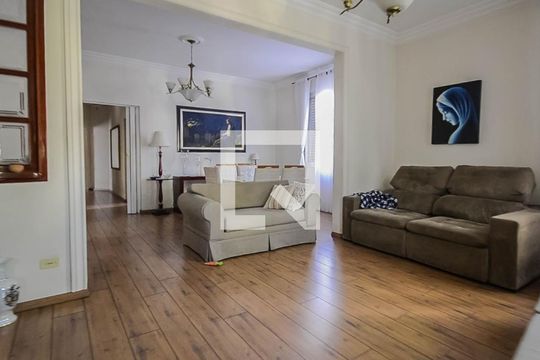 Casa para alugar com 5 quartos, 218m² em Bosque da Saúde, São Paulo