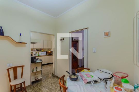 Cozinha de casa para alugar com 5 quartos, 218m² em Bosque da Saúde, São Paulo
