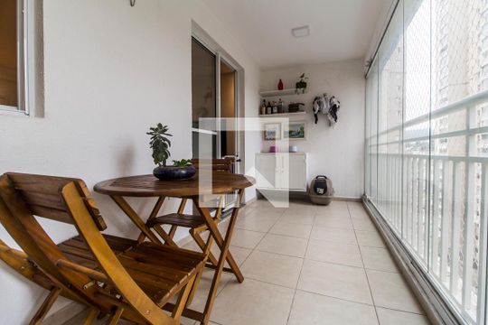 Varanda gourmet de apartamento para alugar com 3 quartos, 105m² em Jardim Tupanci, Barueri