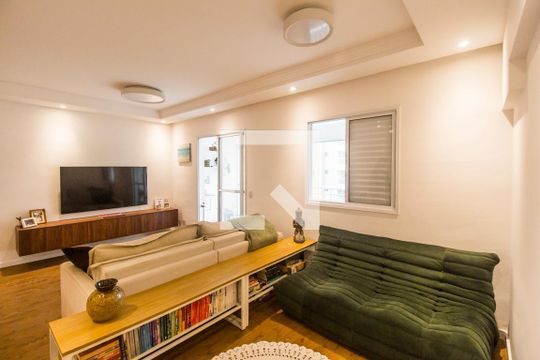 Apartamento para alugar com 3 quartos, 105m² em Jardim Tupanci, Barueri