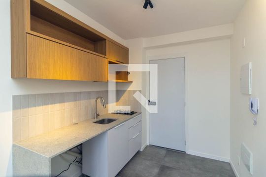 Cozinha de apartamento para alugar com 1 quarto, 28m² em Campos Elíseos, São Paulo