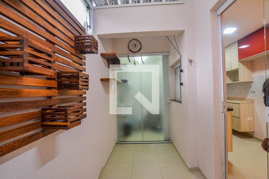 Área de Serviço de apartamento para alugar com 2 quartos, 48m² em Campestre, Santo André