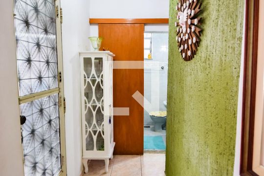 Corredor de casa de condomínio à venda com 2 quartos, 100m² em Pilares, Rio de Janeiro