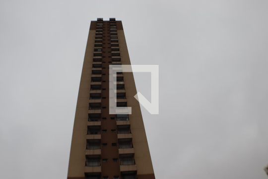 Fachada do Prédio de apartamento à venda com 2 quartos, 68m² em Tamboré, Barueri