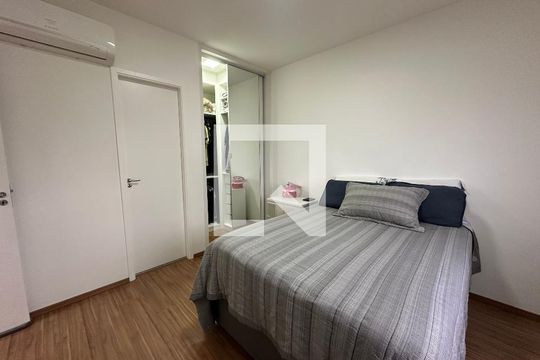 Suíte de apartamento à venda com 2 quartos, 68m² em Tamboré, Barueri