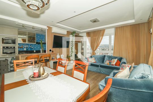 Sala de apartamento à venda com 3 quartos, 93m² em São Sebastião, Porto Alegre