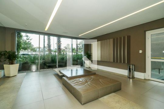 Hall de entrada de apartamento à venda com 3 quartos, 93m² em São Sebastião, Porto Alegre