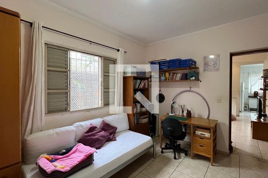 Quarto 1 de casa à venda com 2 quartos, 124m² em Alto de Pinheiros, São Paulo