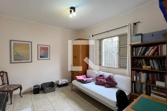 Quarto 1 de casa à venda com 2 quartos, 124m² em Alto de Pinheiros, São Paulo