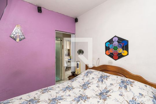 Quarto 1 de apartamento à venda com 3 quartos, 60m² em Irajá, Rio de Janeiro