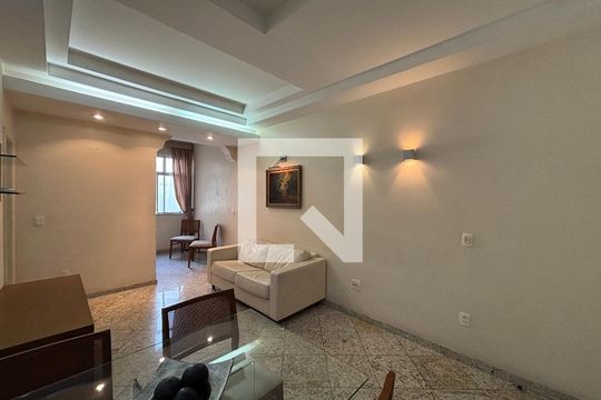 Sala de apartamento para alugar com 3 quartos, 75m² em Copacabana, Rio de Janeiro