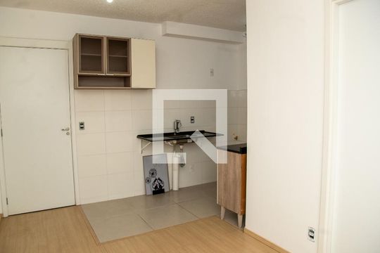 Sala de apartamento à venda com 2 quartos, 34m² em Santo Amaro, São Paulo