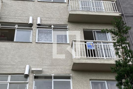 Plaquinha de apartamento para alugar com 2 quartos, 50m² em Jacarepaguá, Rio de Janeiro