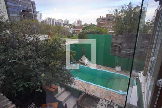 Quarto 2 Vista - Segundo Andar de casa para alugar com 2 quartos, 120m² em Petrópolis, Porto Alegre
