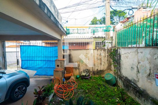 Vista Quarto 1 de casa à venda com 3 quartos, 250m² em Jabaquara, São Paulo