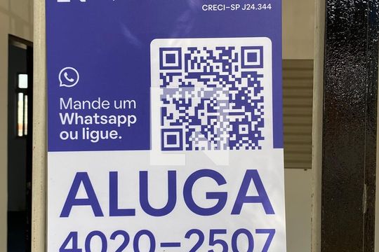 Placa  de casa para alugar com 2 quartos, 80m² em Jardim Triana, São Paulo