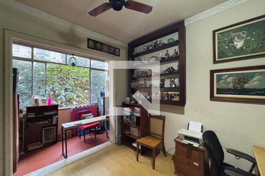 Quarto 1 de apartamento para alugar com 4 quartos, 130m² em Copacabana, Rio de Janeiro