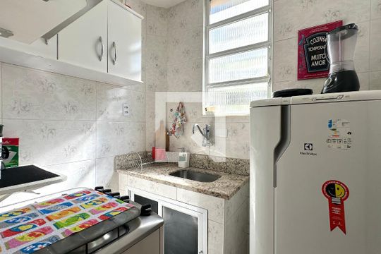 Cozinha de apartamento para alugar com 0 quarto, 27m² em Copacabana, Rio de Janeiro