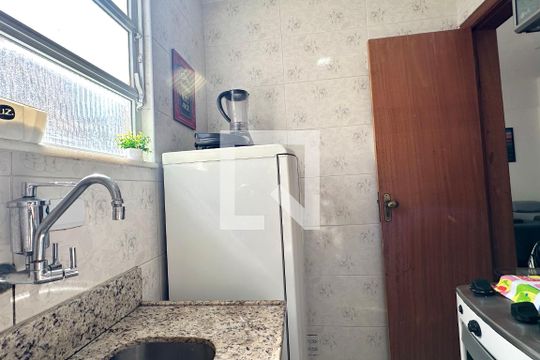 Cozinha de apartamento para alugar com 0 quarto, 27m² em Copacabana, Rio de Janeiro